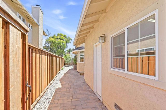 3430 Whitehall Court, Pleasanton, CA 94588