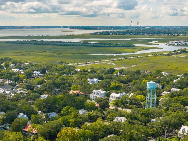 2424 Middle Street, Sullivans Island, SC 29482