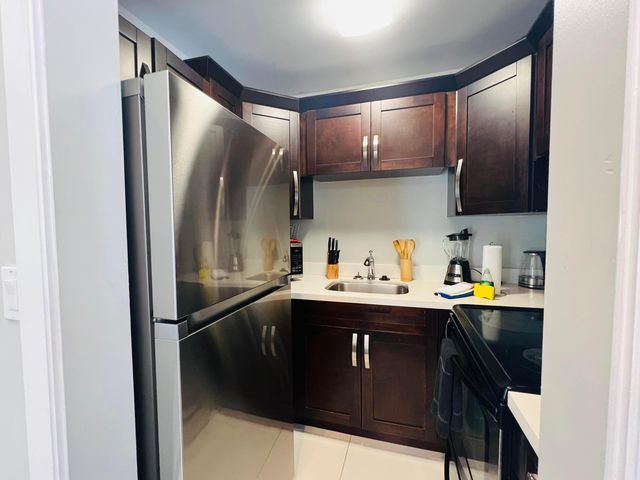 2120 SW 28th Terrace, Fort Lauderdale, FL 33312