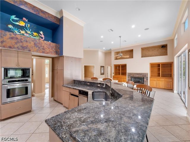 8160 Glenfinnan CIR, Fort Myers, FL 33912