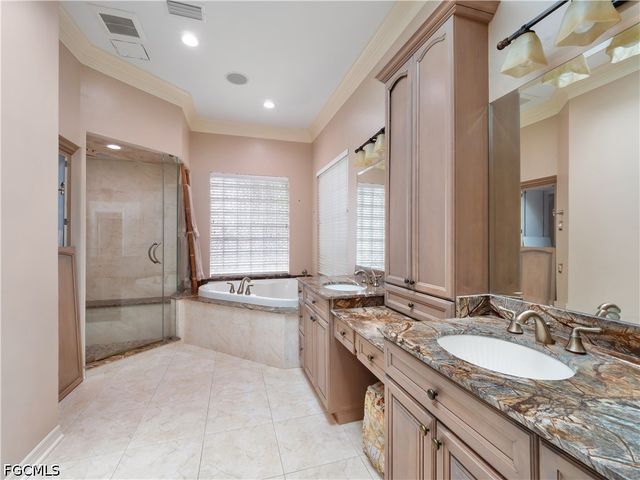 8160 Glenfinnan CIR, Fort Myers, FL 33912