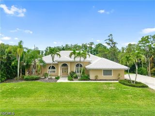 8160 Glenfinnan CIR, Fort Myers, FL 33912