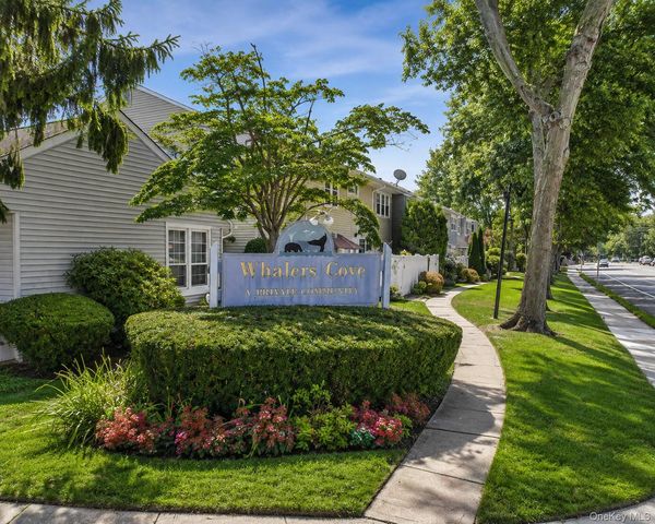 6 Whalers Cove, Babylon, NY 11702