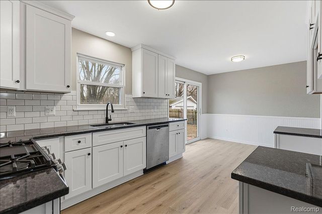 2160 Phillips Road, Auburn Hills, MI 48326