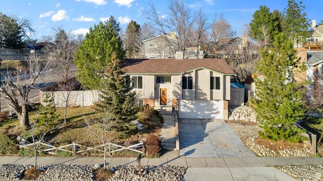 2333 E CLIFF SWALLOW DR, Sandy, UT 84093