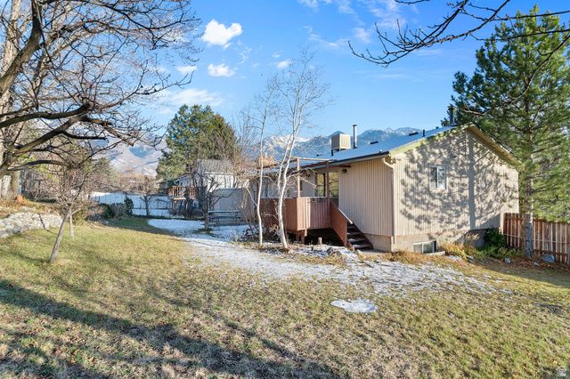 2333 E CLIFF SWALLOW DR, Sandy, UT 84093
