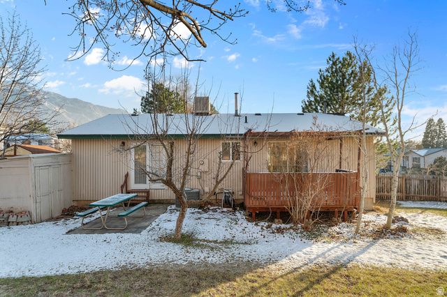 2333 E CLIFF SWALLOW DR, Sandy, UT 84093