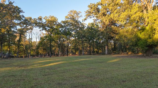 6001 Melba Drive, Malakoff, TX 75148