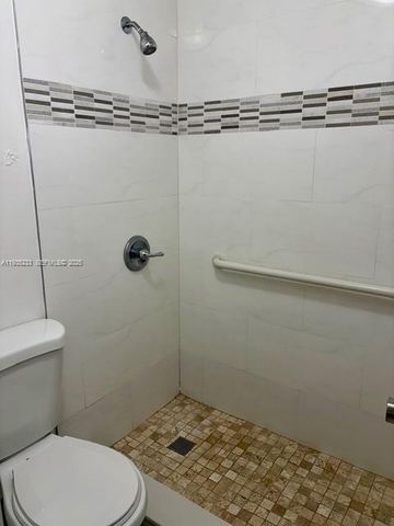 13410 SW 16th Ln 13410, Miami, FL 33175