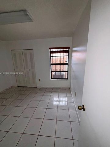 13410 SW 16th Ln 13410, Miami, FL 33175