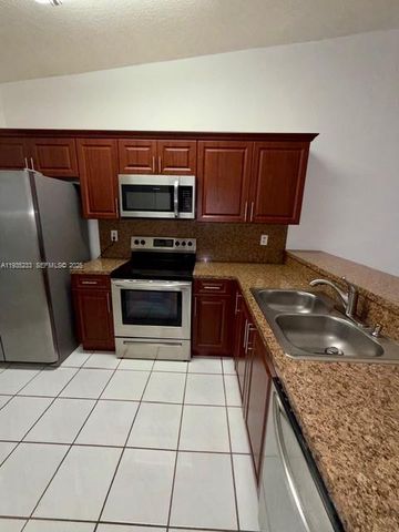 13410 SW 16th Ln 13410, Miami, FL 33175