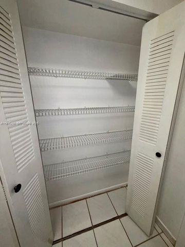 13410 SW 16th Ln 13410, Miami, FL 33175