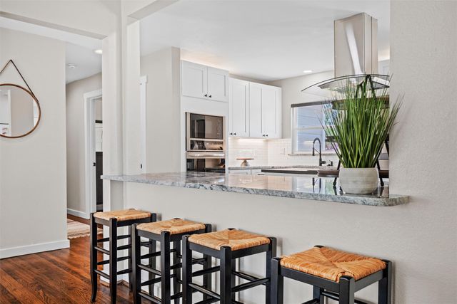 6341 Kenwick Avenue, Fort Worth, TX 76116