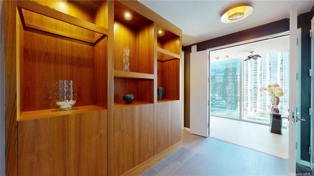 1118 Ala Moana Boulevard 1606, Honolulu, HI 96814