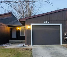 210 Mary Street, Flushing, MI 48433