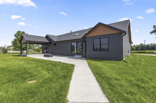20872 State Line Road, Edwardsburg, MI 49112