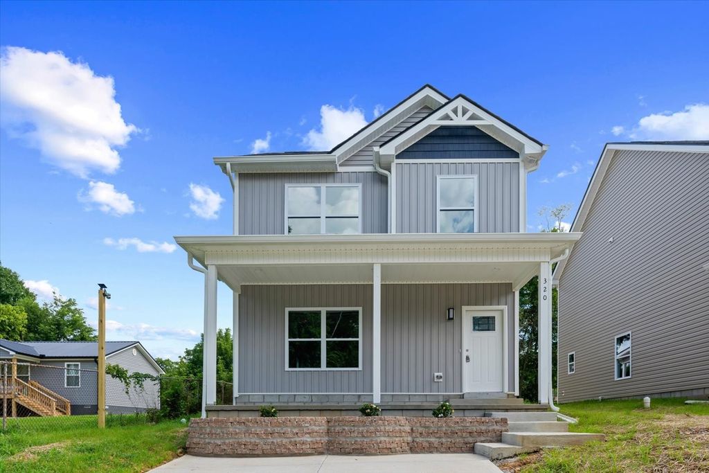 320 Mitchell St, Clarksville, TN 37042
