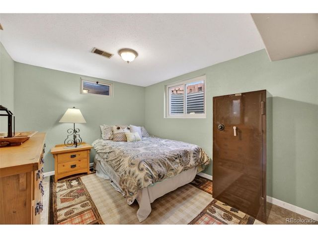 6637 W 79th Ave, Arvada, CO 80003