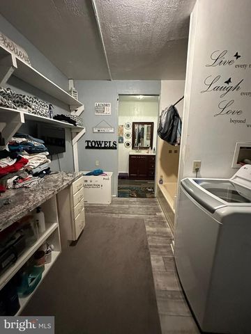 430 E WALNUT ST, York, PA 17403