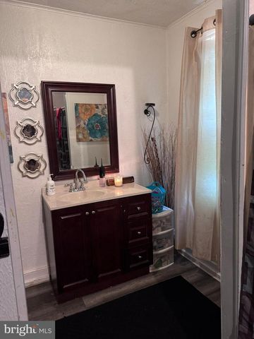 430 E WALNUT ST, York, PA 17403