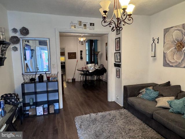 430 E WALNUT ST, York, PA 17403