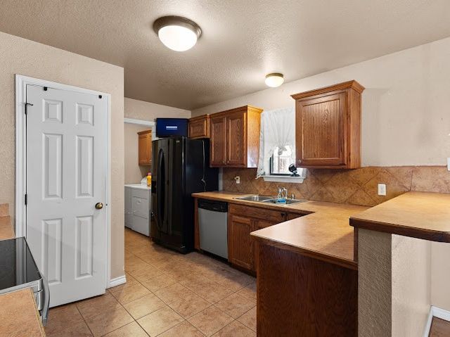 792 County Road 4213, Decatur, TX 76234