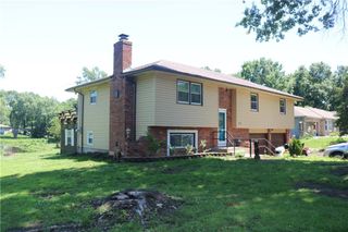 19350 Foster Street, Stilwell, KS 66085