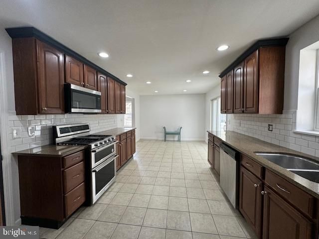 8 COOPER AVE, Cherry Hill, NJ 08002