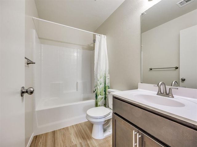 9128 SW 56th Street, Oklahoma City, OK 73179