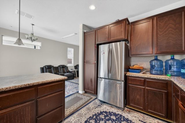 1211 Golden Angel Way, Sacramento, CA 95838