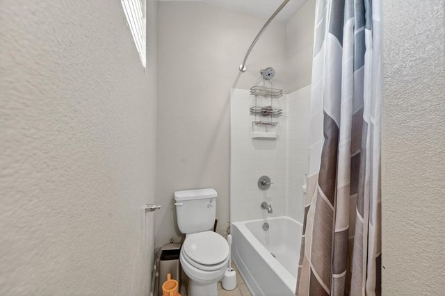 1211 Golden Angel Way, Sacramento, CA 95838