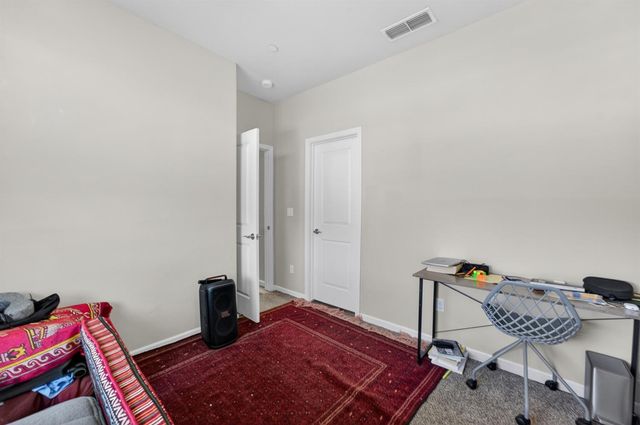 1211 Golden Angel Way, Sacramento, CA 95838