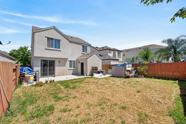 1211 Golden Angel Way, Sacramento, CA 95838