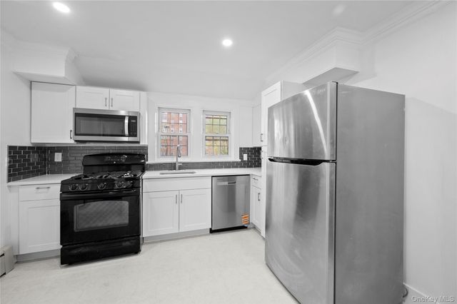 20 Overhill Place 3, Yonkers, NY 10704