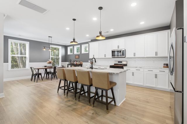 107 Abbey Terrace Road, Moncks Corner, SC 29461
