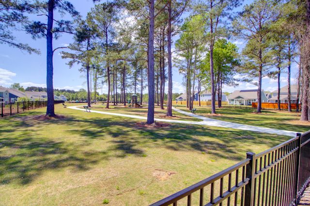 107 Abbey Terrace Road, Moncks Corner, SC 29461