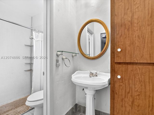 5710 SW 89th Ave, Miami, FL 33173