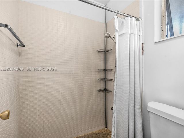 5710 SW 89th Ave, Miami, FL 33173
