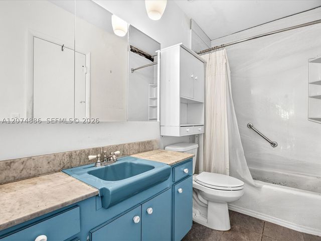 5710 SW 89th Ave, Miami, FL 33173
