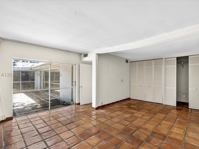 5710 SW 89th Ave, Miami, FL 33173