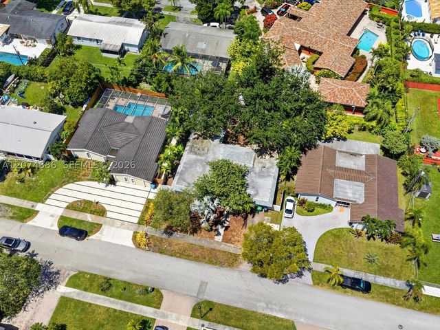5710 SW 89th Ave, Miami, FL 33173