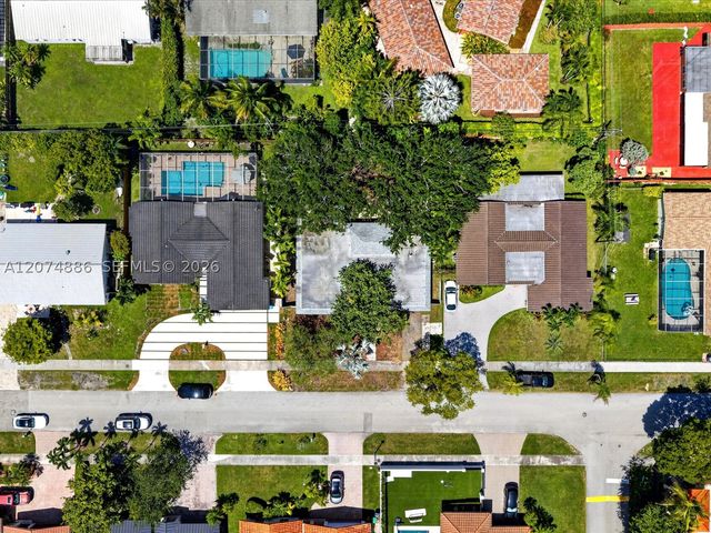 5710 SW 89th Ave, Miami, FL 33173