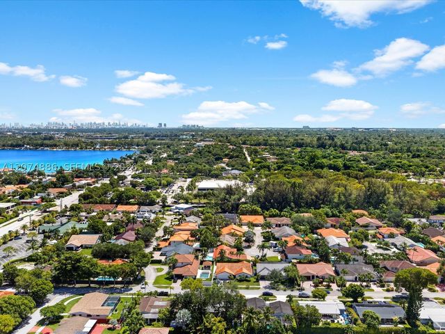 5710 SW 89th Ave, Miami, FL 33173