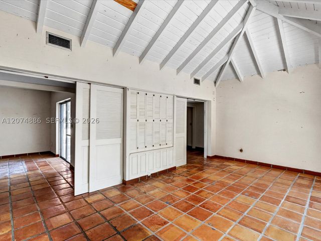 5710 SW 89th Ave, Miami, FL 33173