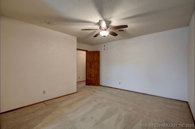 2420 S Elder Avenue, Broken Arrow, OK 74012