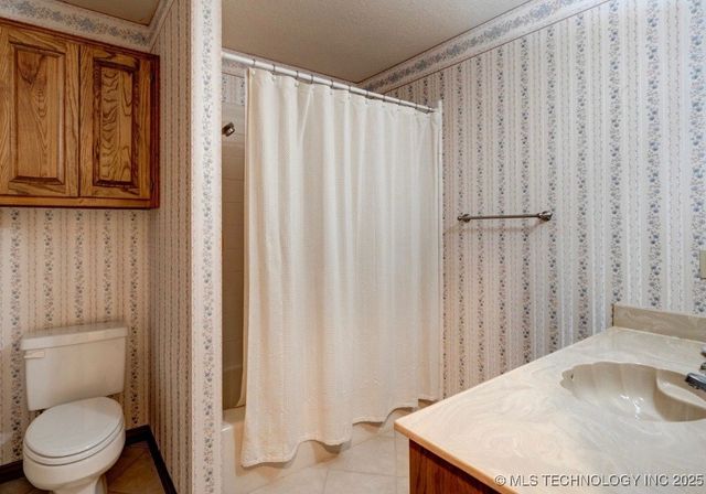 2420 S Elder Avenue, Broken Arrow, OK 74012