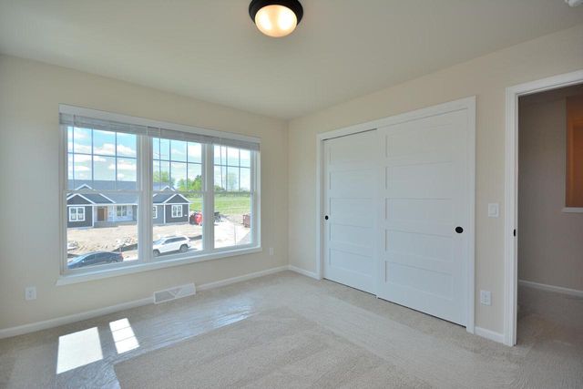 8246 Bluebird COURT, Mequon, WI 53097