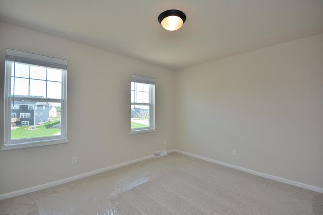 8246 Bluebird COURT, Mequon, WI 53097