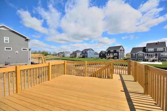8246 Bluebird COURT, Mequon, WI 53097
