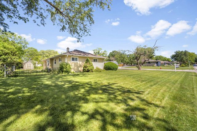 N86W17451 Joss PLACE, Menomonee Falls, WI 53051